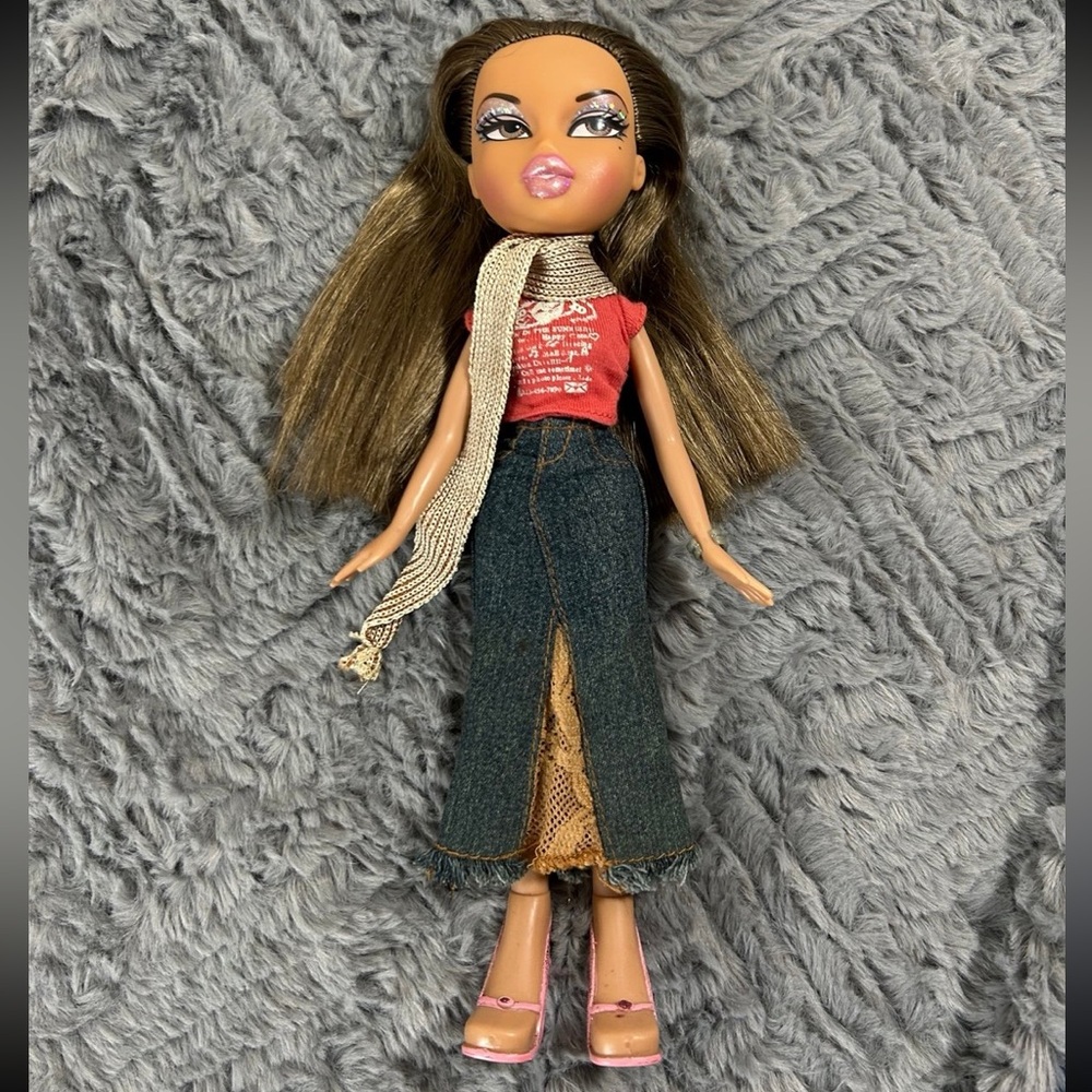Bratz Yasmin Doll First Edition 2001
